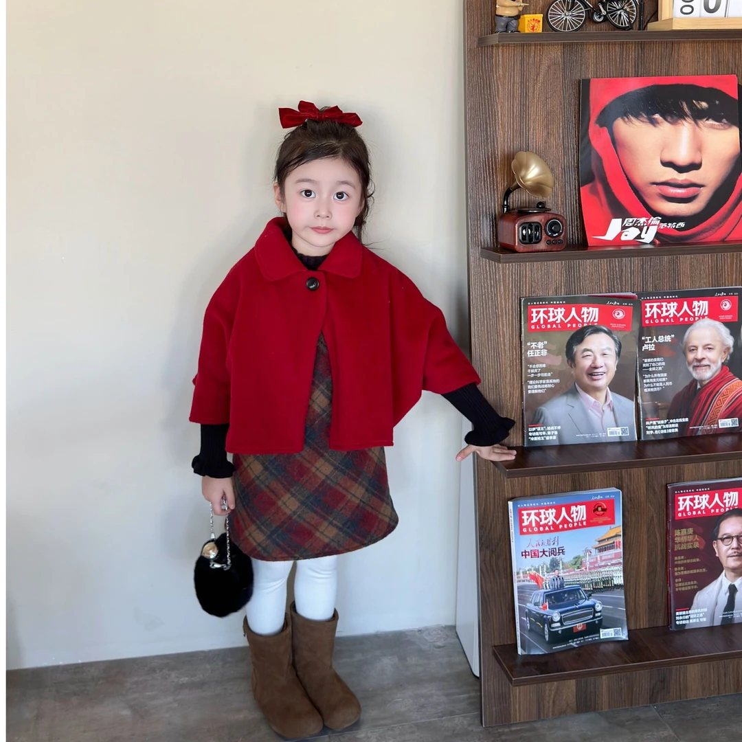 壹妈童装女童韩版秋冬款红色时髦披肩外套洋气格子背心裙黑色毛衣