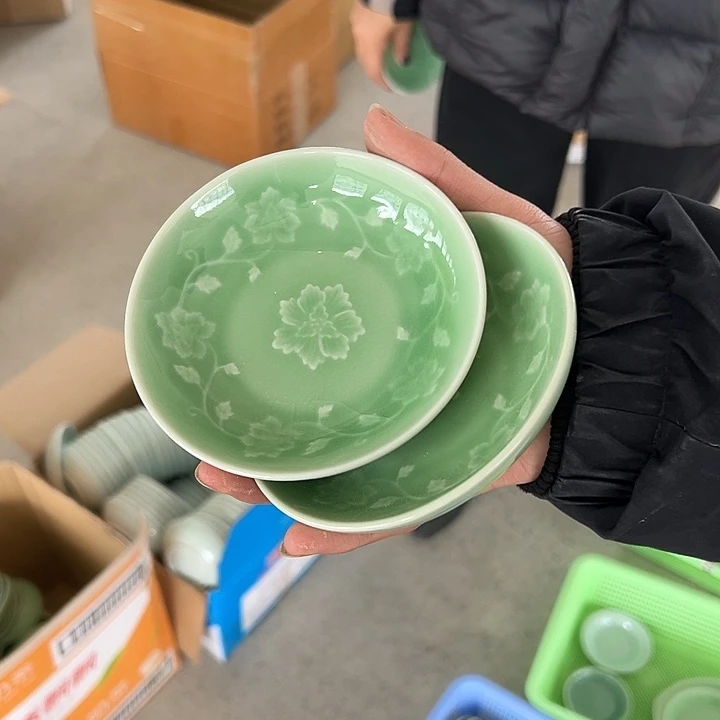 青瓷小米茶器龙泉青瓷