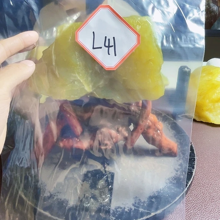 红***海蛇纹石玉未镶嵌岫玉原石