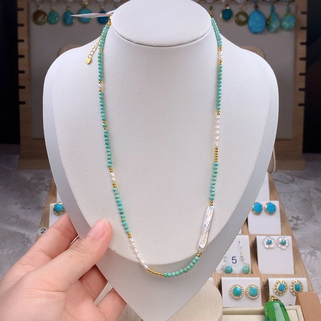 绿松石颈饰未镶嵌