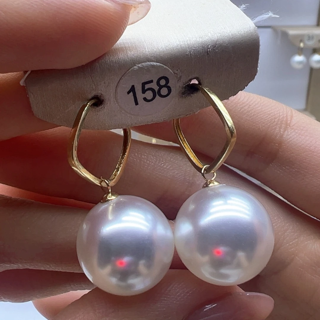 18K金镶嵌淡水珍珠耳饰