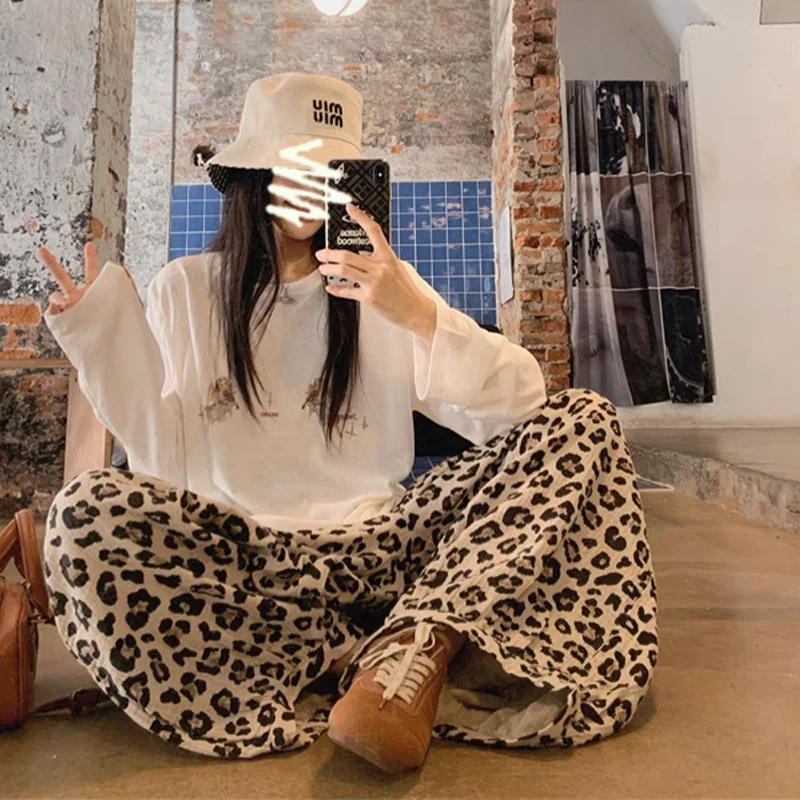 2025夏季新款韩系穿搭圆领百搭印花薄款上衣气质高腰豹纹阔腿长裤