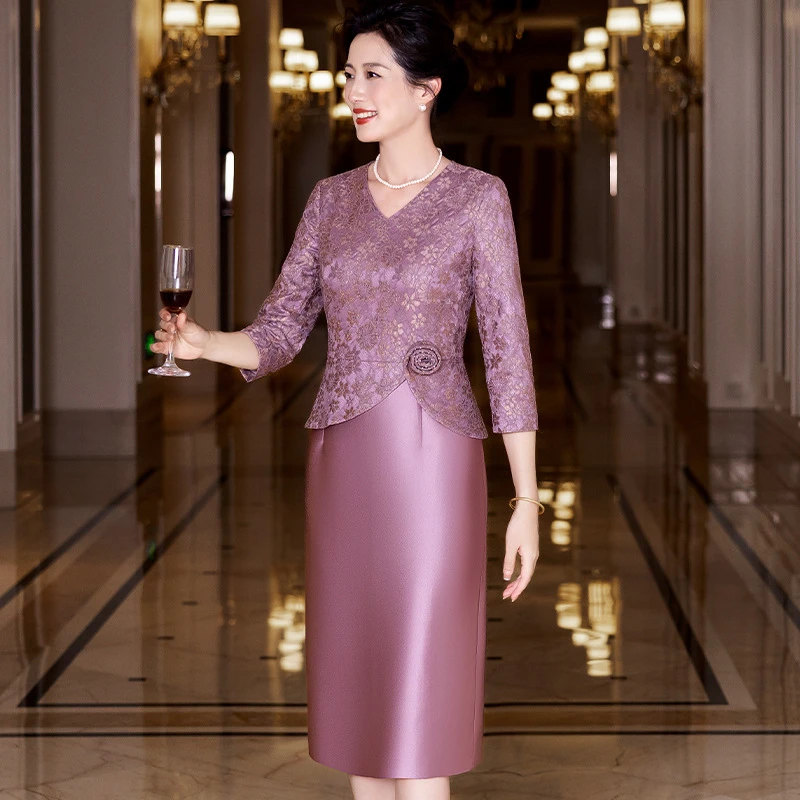 2025秋季新款端庄气质遮肚显瘦连衣裙D128喜妈妈紫色蕾丝裙流光风