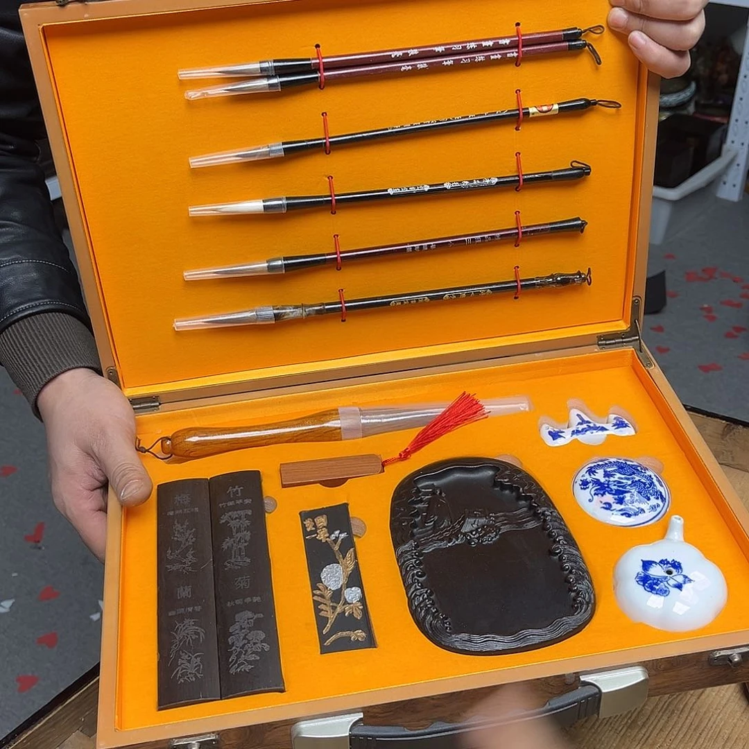 大叶紫檀（黑酸枝木类）