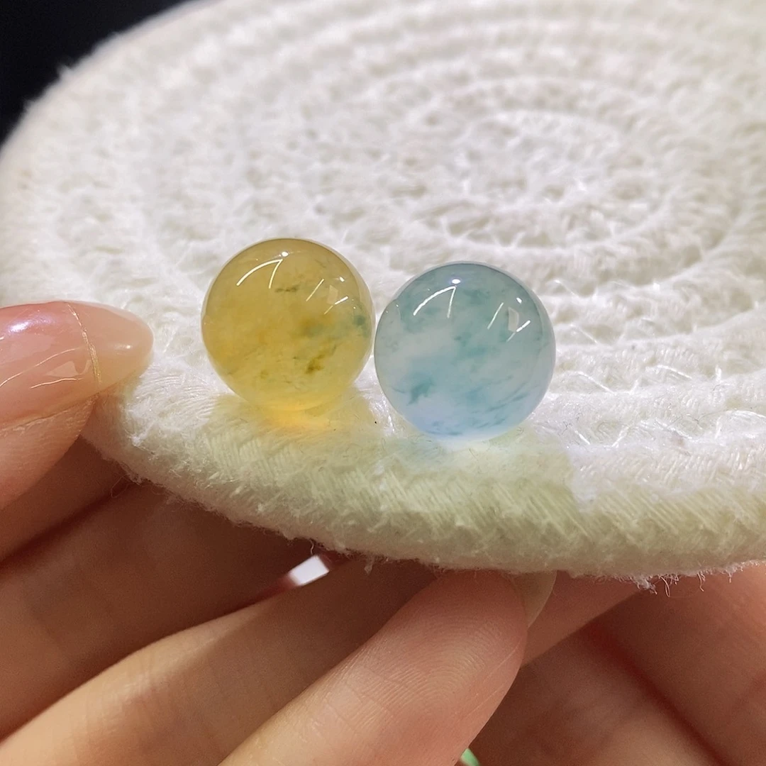 未镶嵌挂件翡翠单颗价多样性发其一