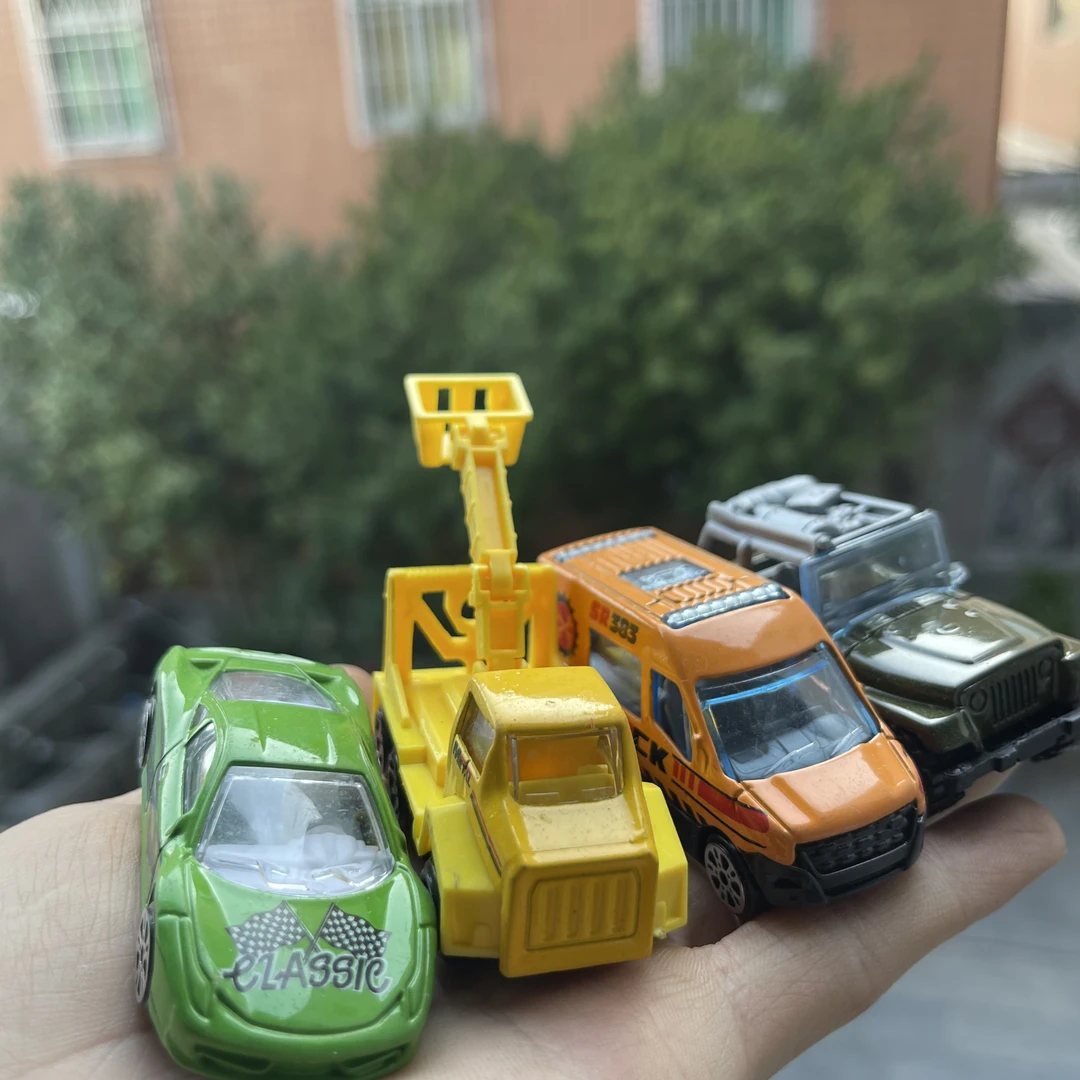 1:64迷你滑行合金车四件套 合金弹射大脚车