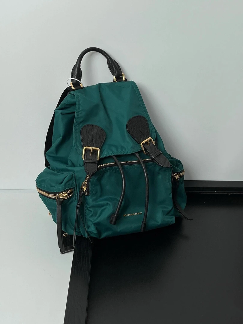 95新 BURBERRY/博柏利 墨绿色尼龙小号双肩包