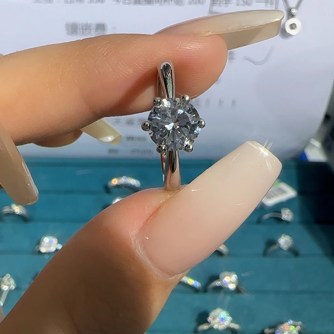 铂Pt950镶嵌实验室培育钻石一克拉周家六爪14圈口