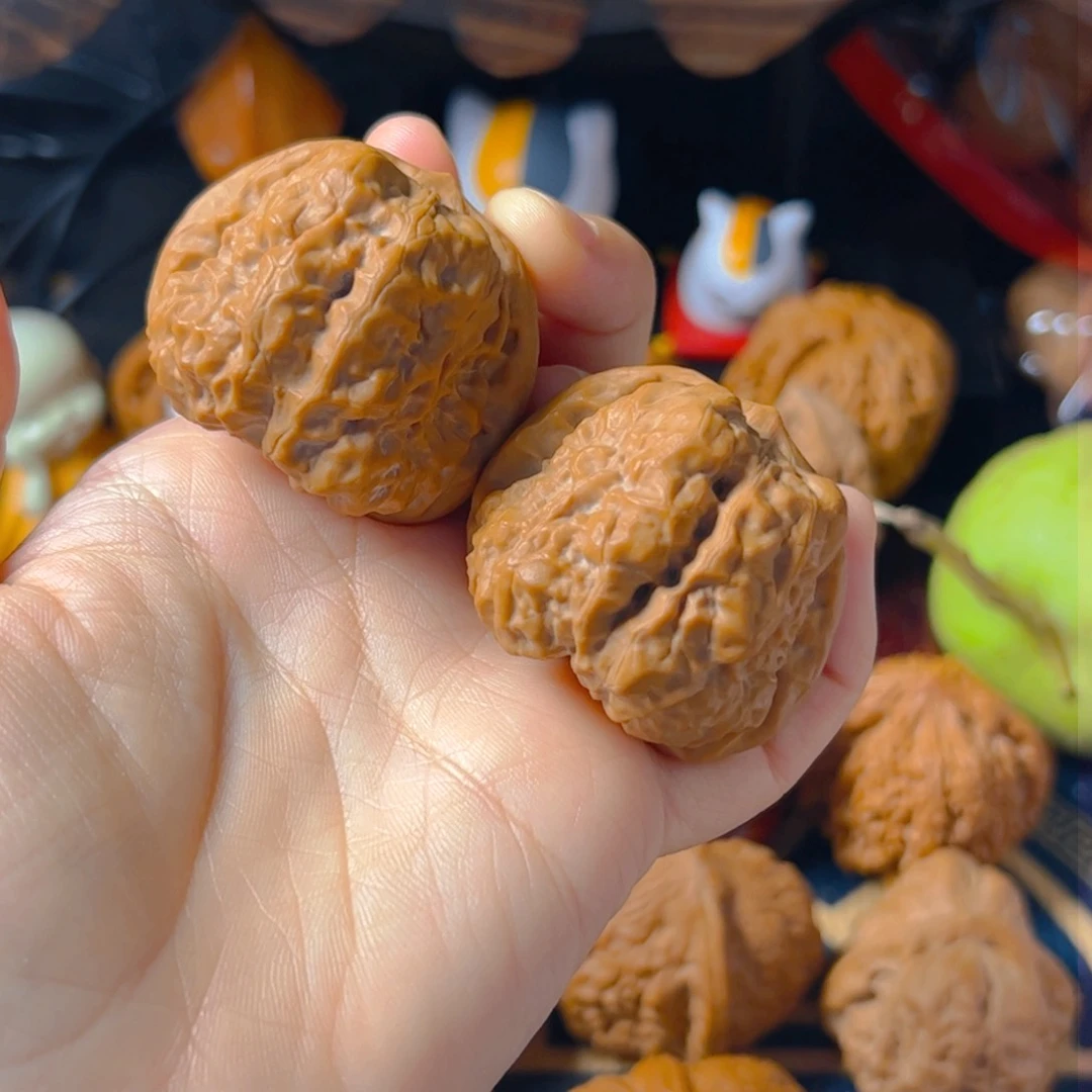 文玩核桃把件蛤蟆头44肚微修