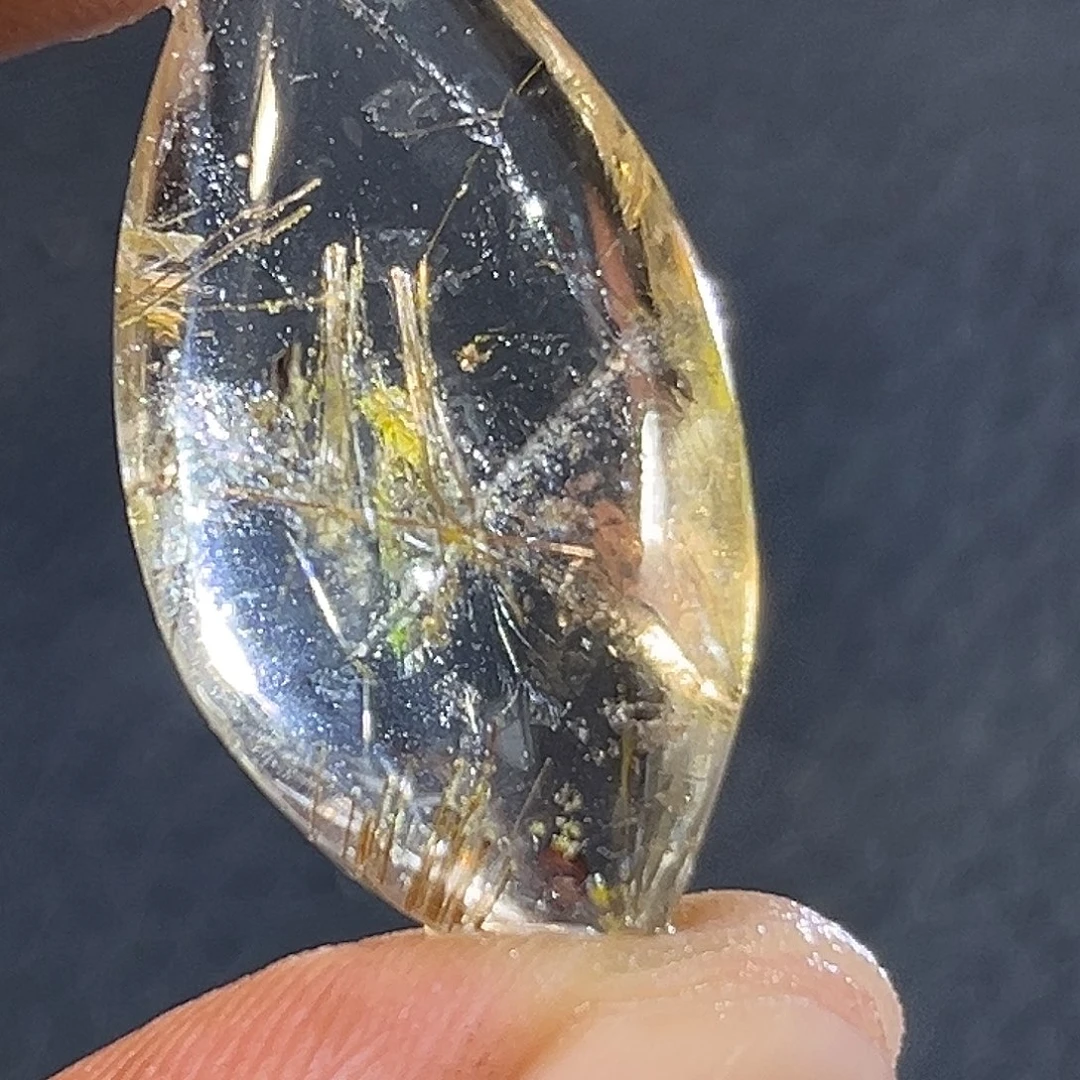 妍***朵发晶吊坠(不含链)未镶嵌27