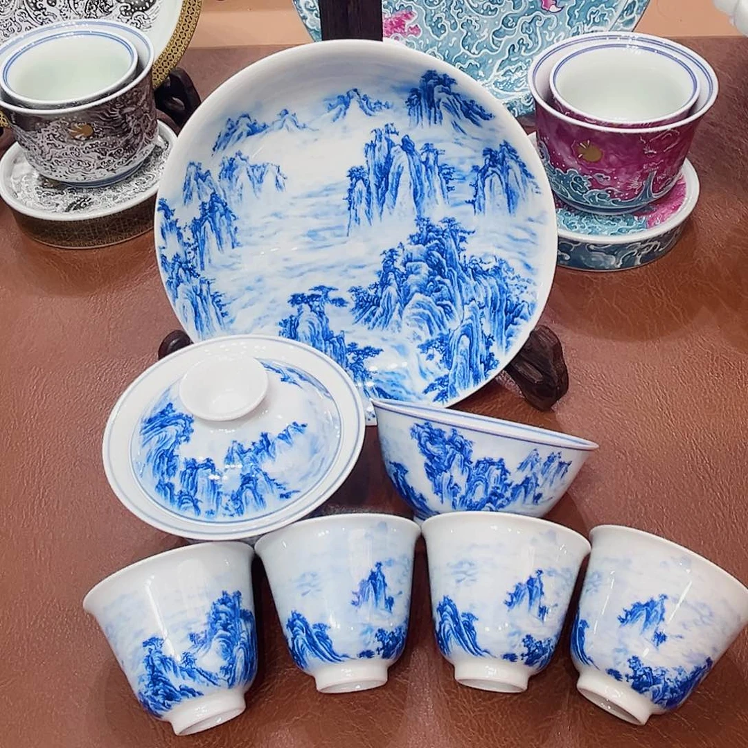 摆件景德镇陶瓷研究所工作的