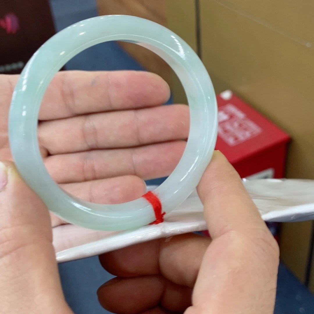 未镶嵌手镯翡翠翡翠