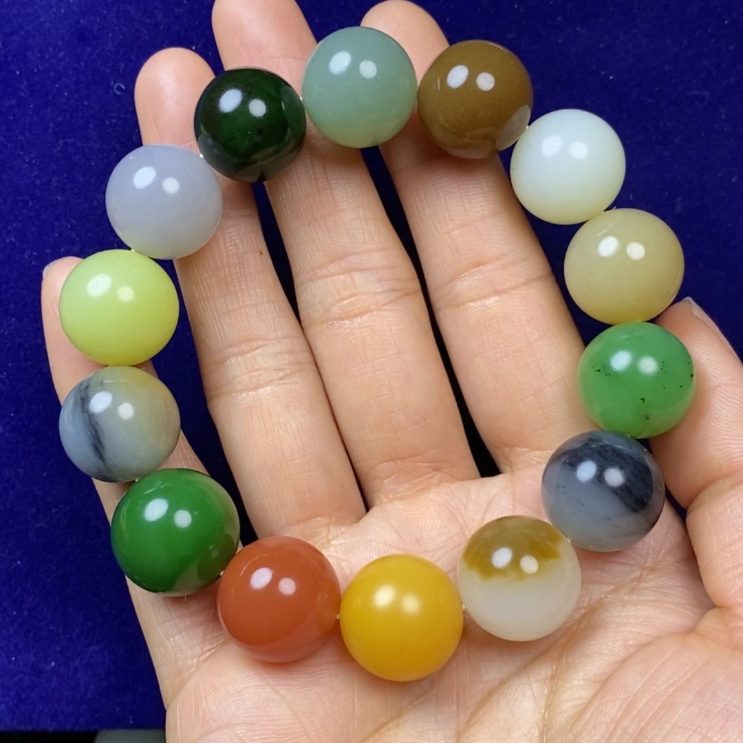 和田玉未镶嵌手串