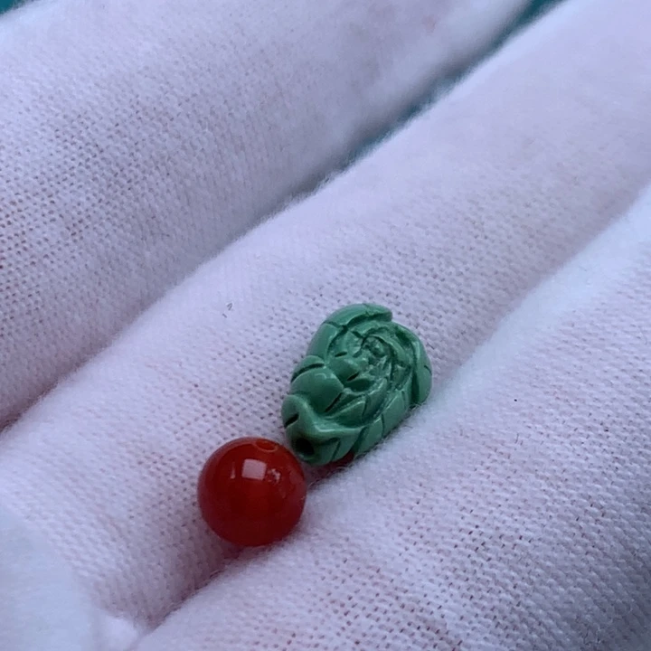 南红玛瑙未镶嵌珠宝奇石