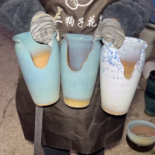 红陶口13高13瑕疵