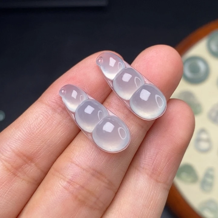 翡翠颈饰未镶嵌多样性发一颗