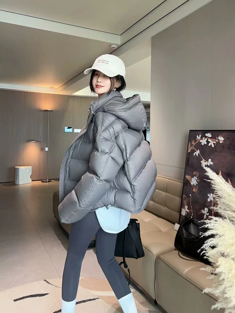 602小个子百搭连帽羽绒服女2025冬季新款学院风保暖短款面包服