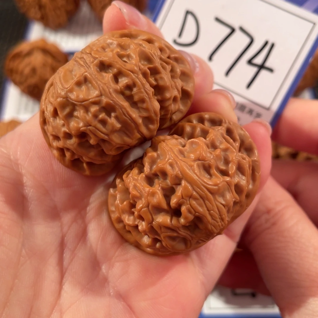 文玩核桃把件D774宫灯40