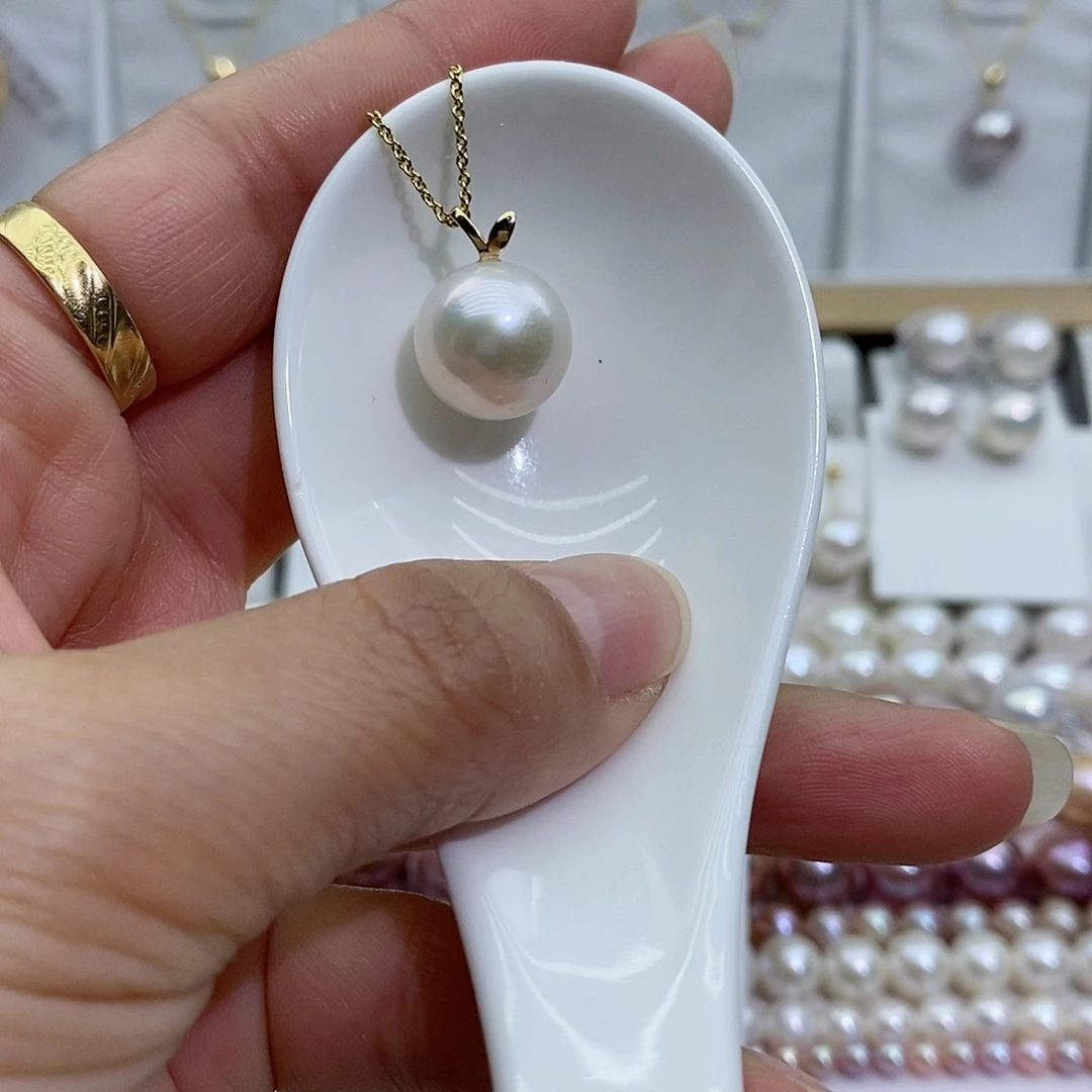 淡水珍珠吊坠(赠链)银S925镶嵌