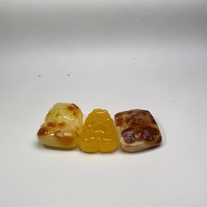 琥珀颈饰未镶嵌琥珀蜜蜡