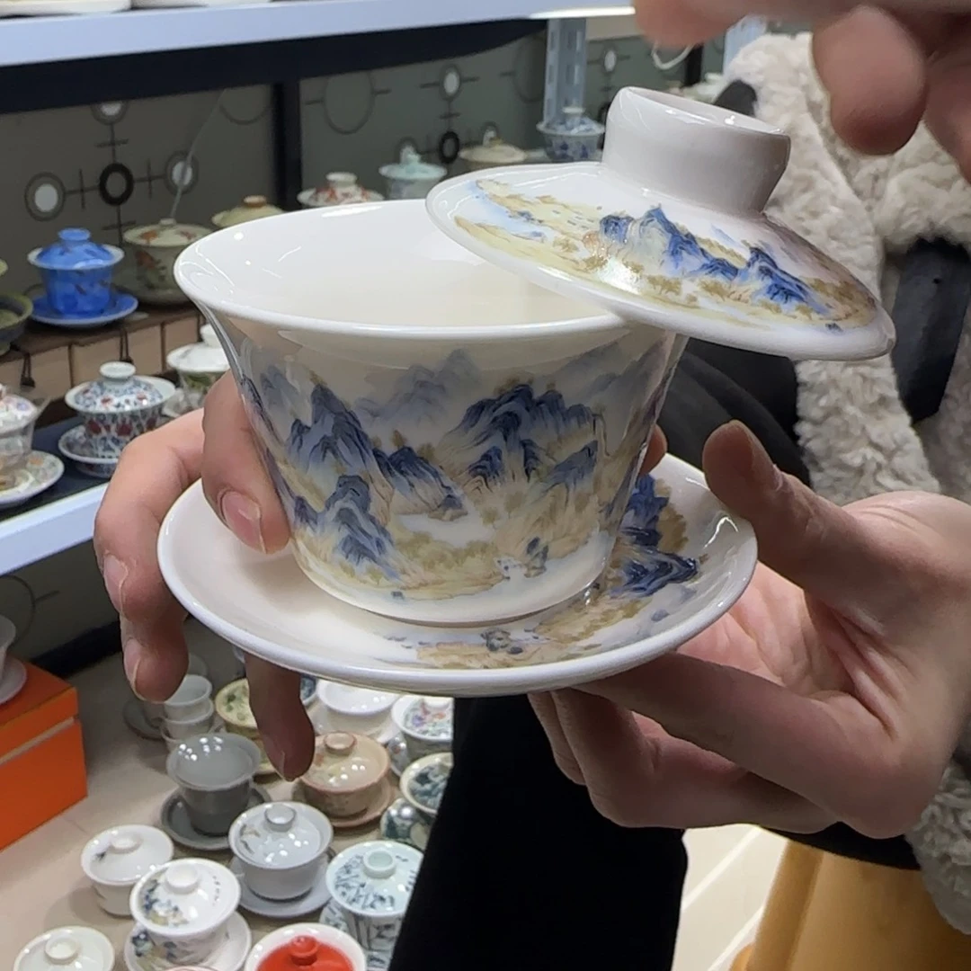 高温下的高温天气使其成为