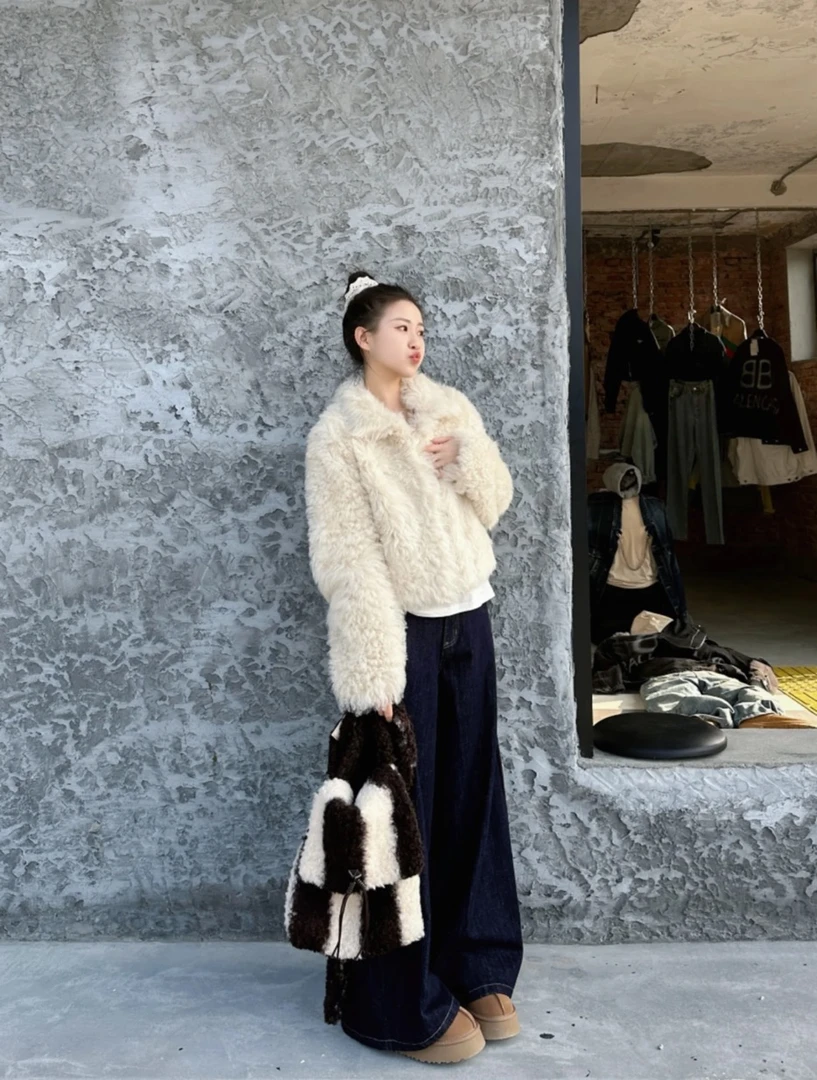 全新未使用  设计师款COCOROSIE 短款翻领正肩托卡外套