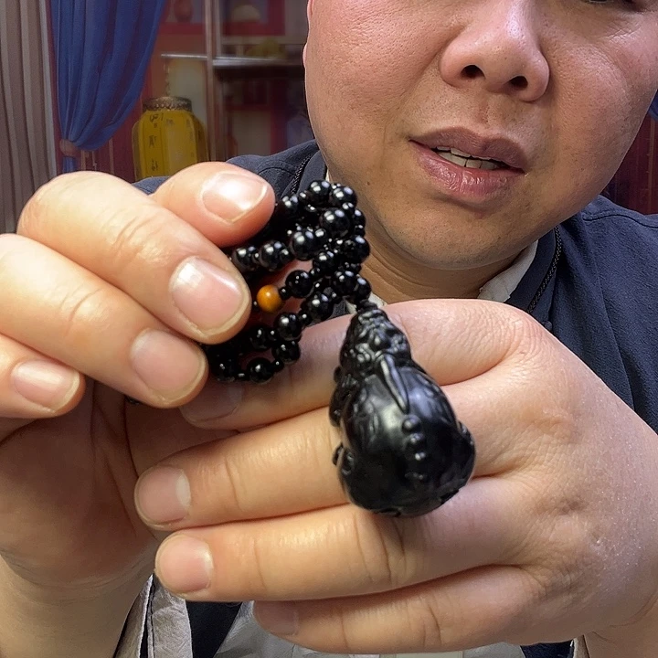 和田玉未镶嵌挂件墨玉貔貅三钱