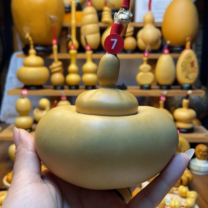 L***)天然葫芦自然生长