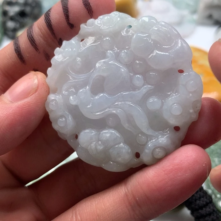 翡翠未镶嵌颈饰保真天然a货翡翠