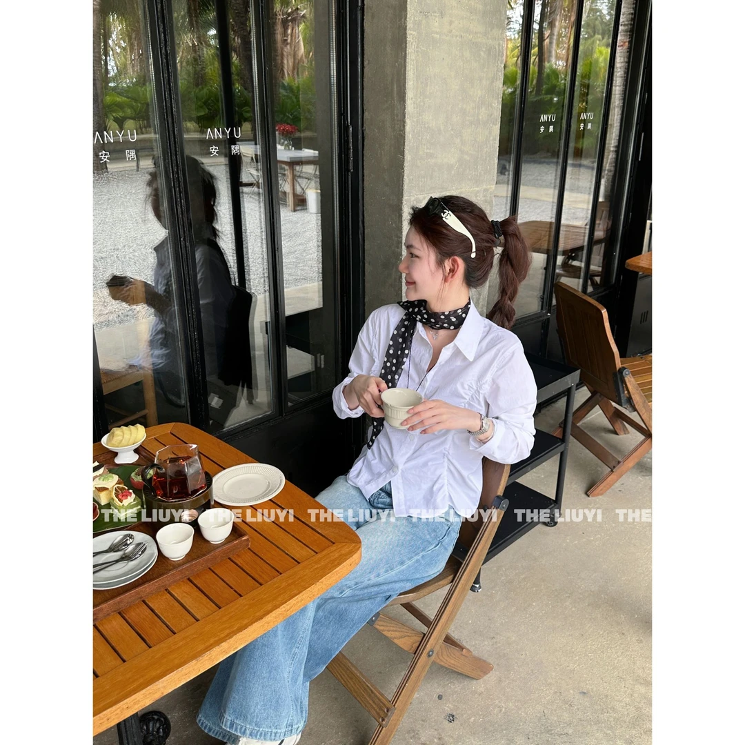 【LIUYI】时髦玩家~春季高腰显瘦弯刀牛仔裤52106