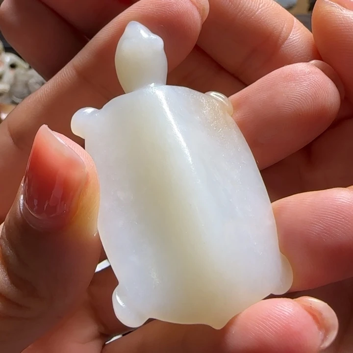 和田玉未镶嵌挂件大**风