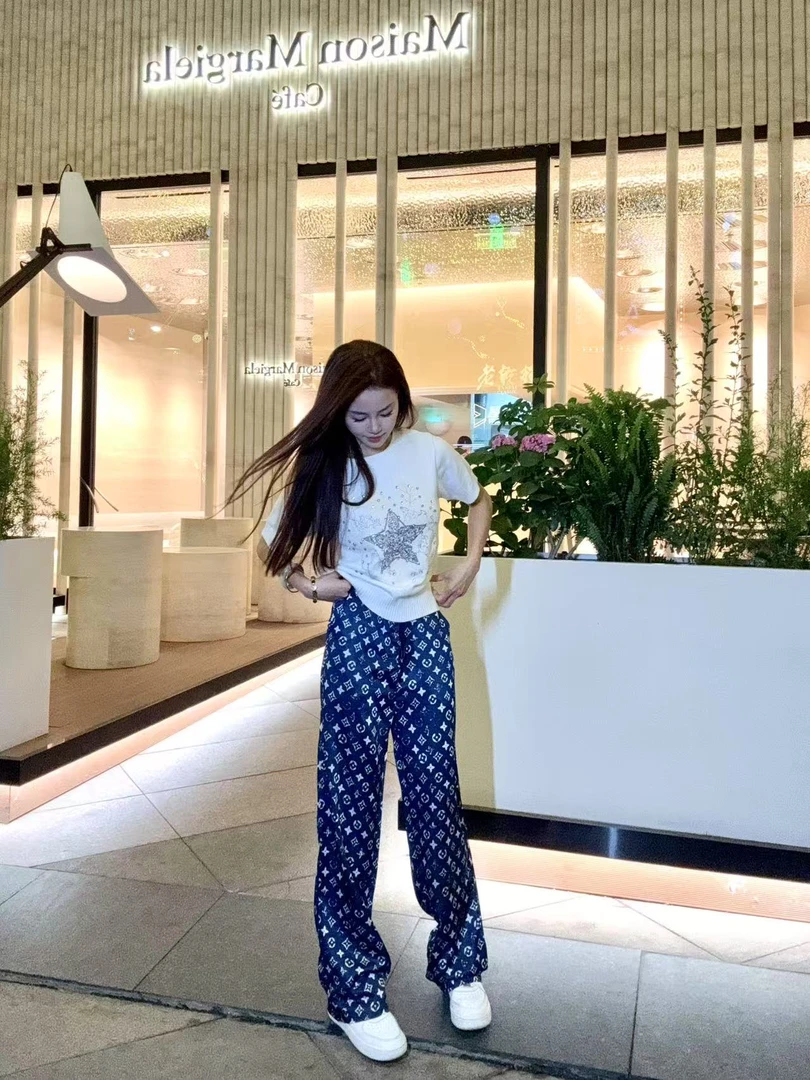 《老板娘推荐》25年新款《李老板》夏季花蓝色蚕丝裤