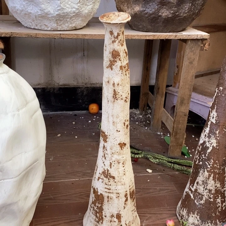 瓶高56。2.5 景德镇陶瓷