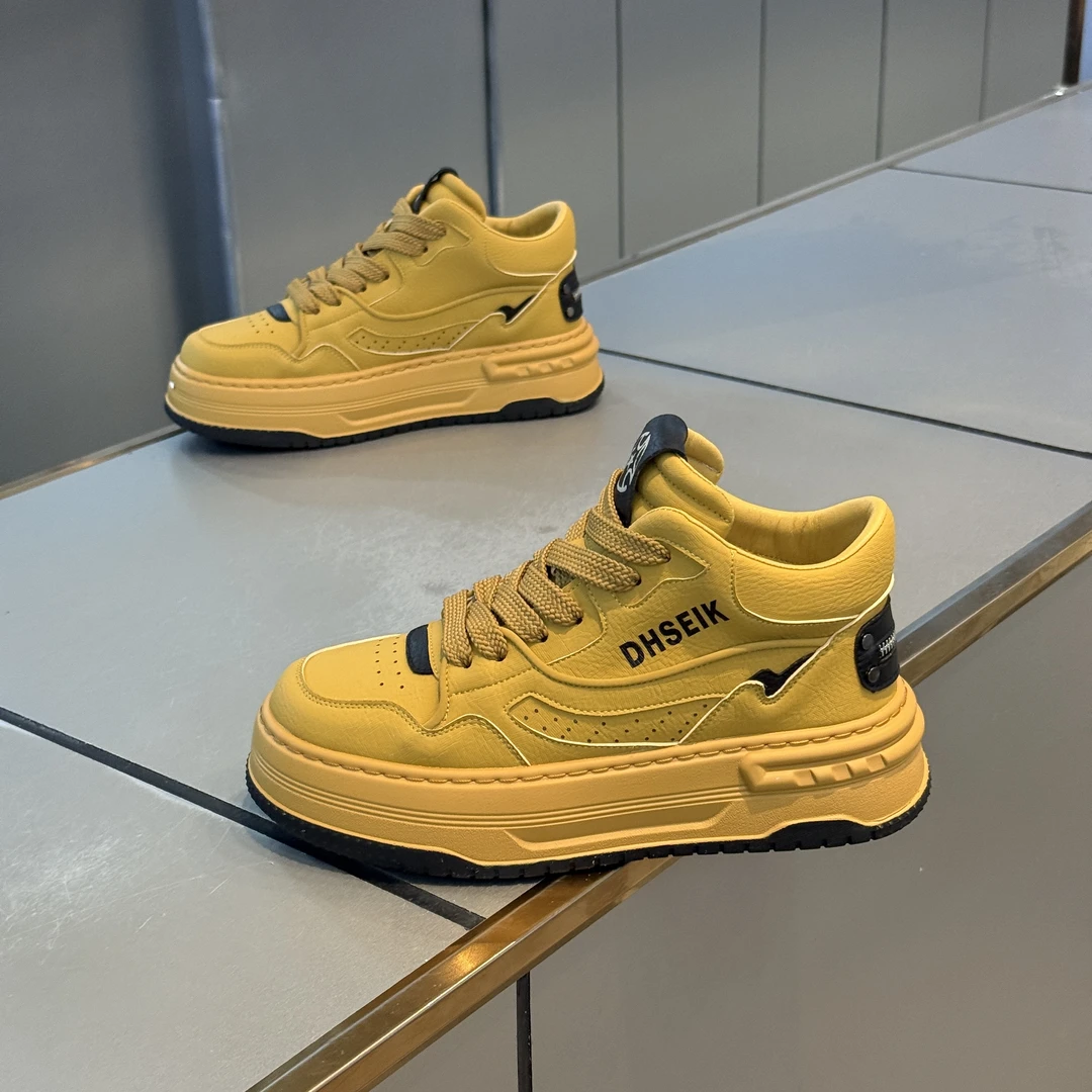 2025年男鞋皮面透气时尚休闲百搭日常耐磨高级感潮款春季新款