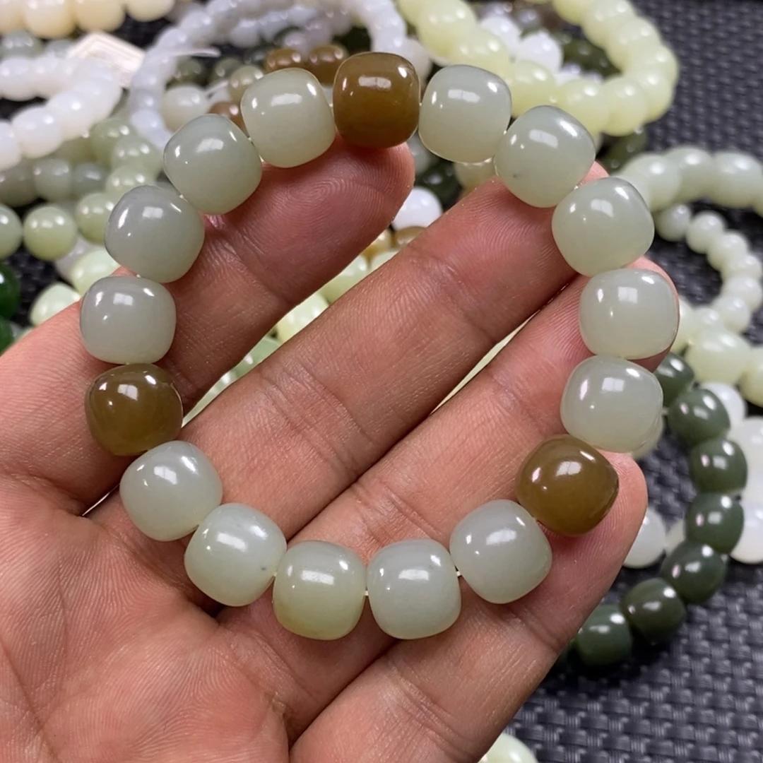 和田玉未镶嵌手链