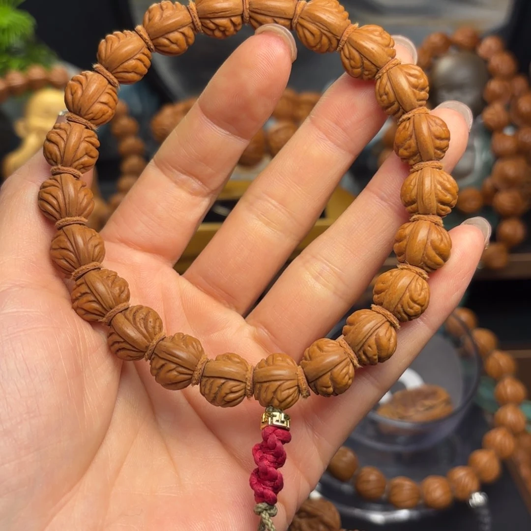 桃核吊坠鲁*～野生红莲1.2尺寸