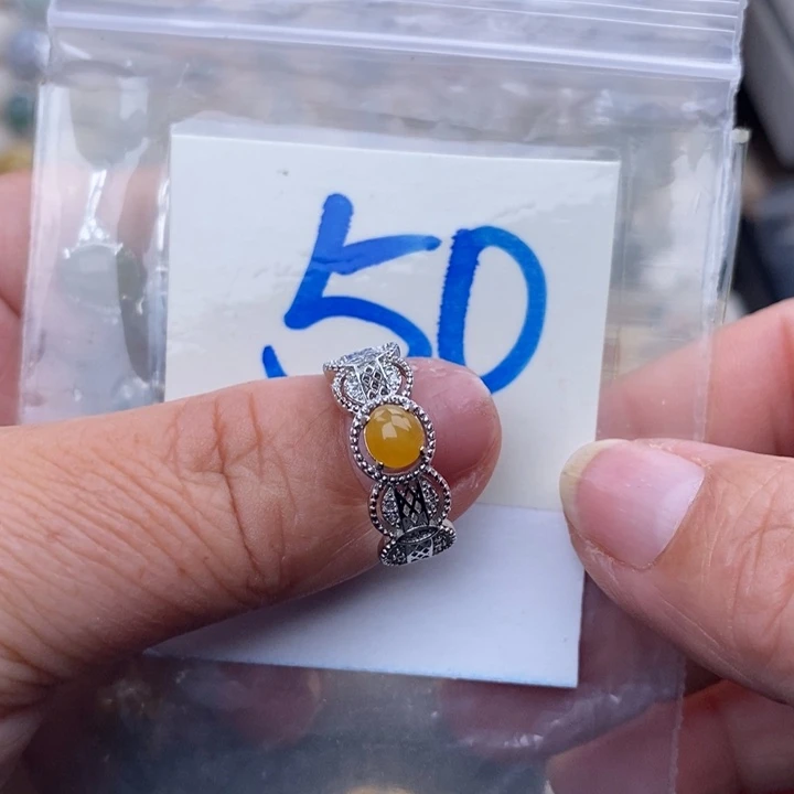 未镶嵌戒指翡翠缅甸