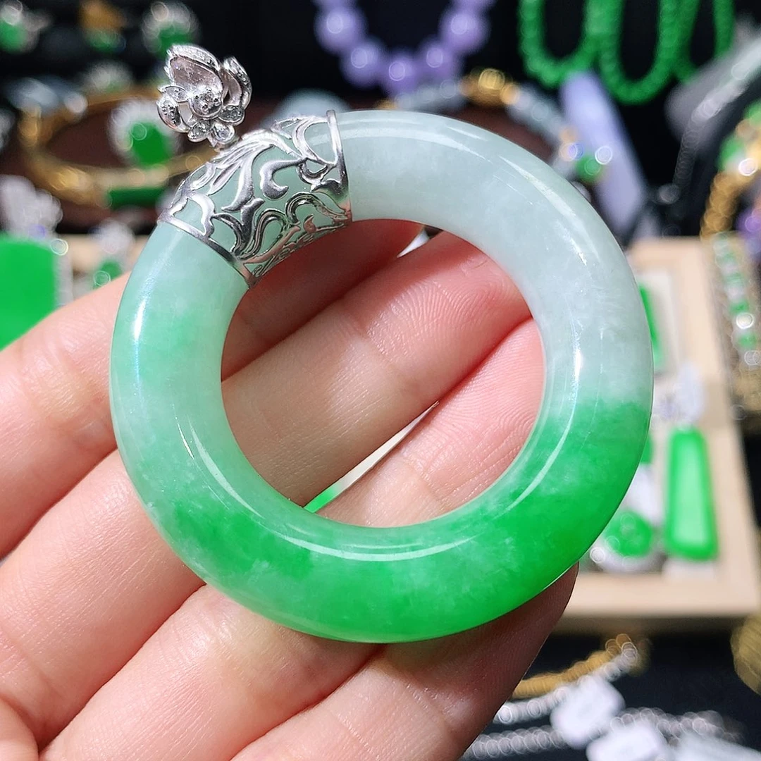 翡翠18K金镶嵌吊坠(不含链)