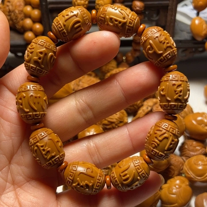 【闪购商品】橄榄核手串/手链微**信六字真言