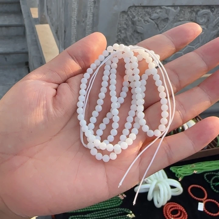 和田玉未镶嵌颈饰卡4俄巴莎顶白小米珠