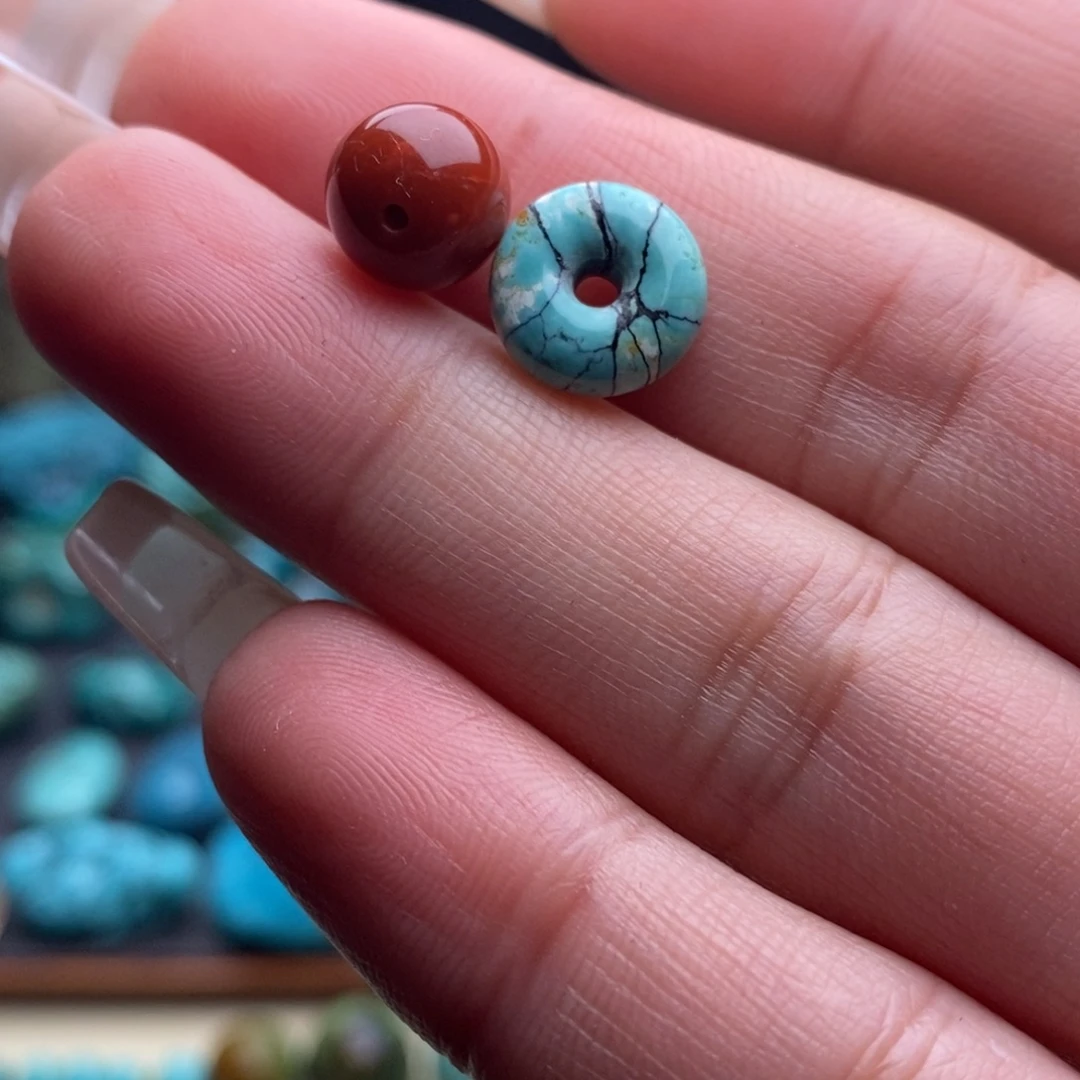 南红玛瑙未镶嵌珠宝奇石