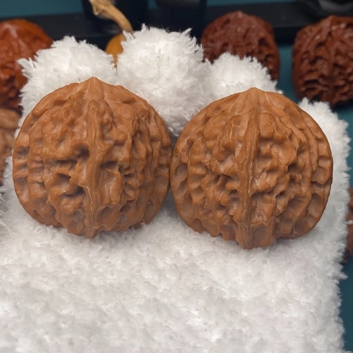 文玩核桃把件43尺全品苹果园