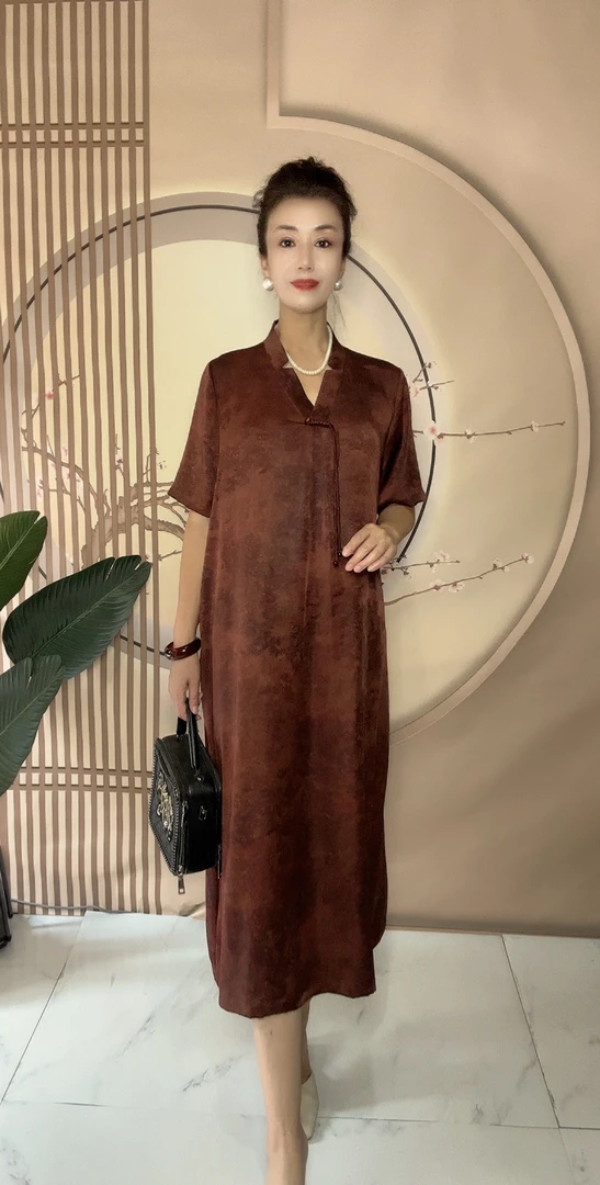 2025新款杭州正品重磅重缎杭州红云古香缎皮子料气质连衣裙