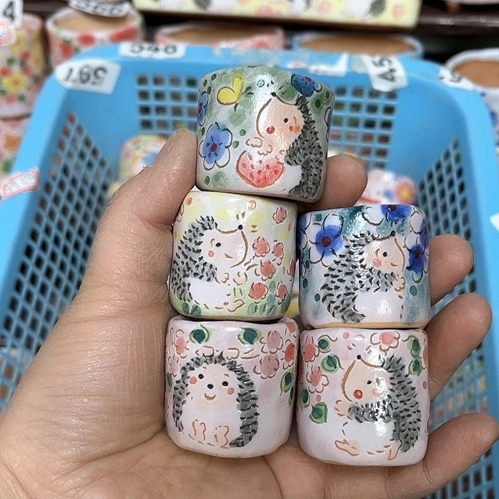 红陶小**?手工制作多肉花盆