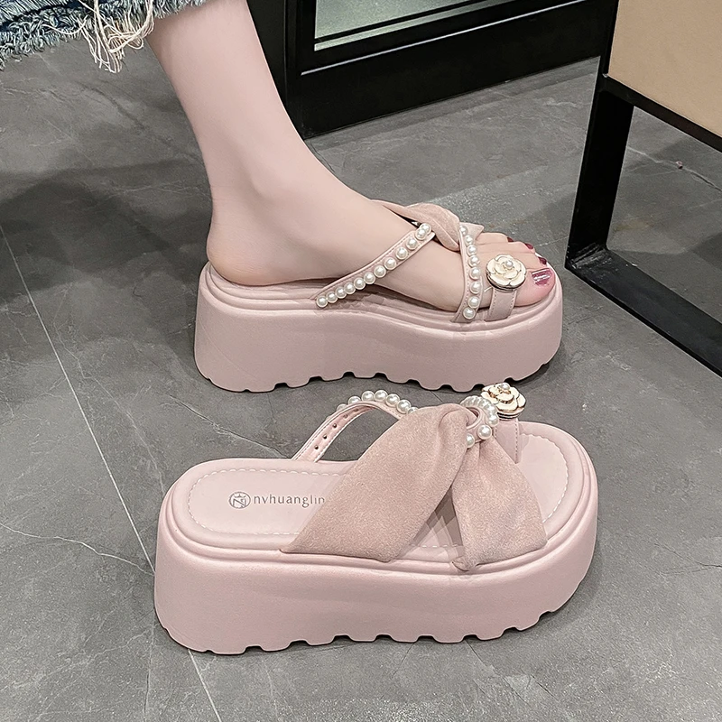 欧洲站增高厚底珍珠套趾凉鞋仙女风配裙子水钻一字带拖鞋女夏外穿