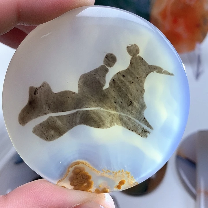 玛瑙/玉髓颈饰未镶嵌石*