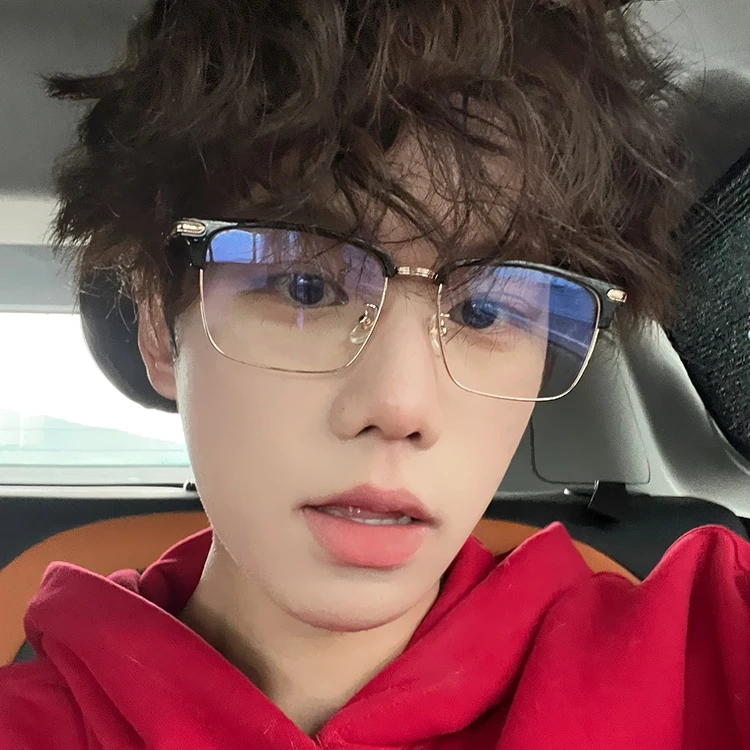 痞帅半框近视眼镜可配度数男女通用斯文高颜值复古防蓝光平光眼镜