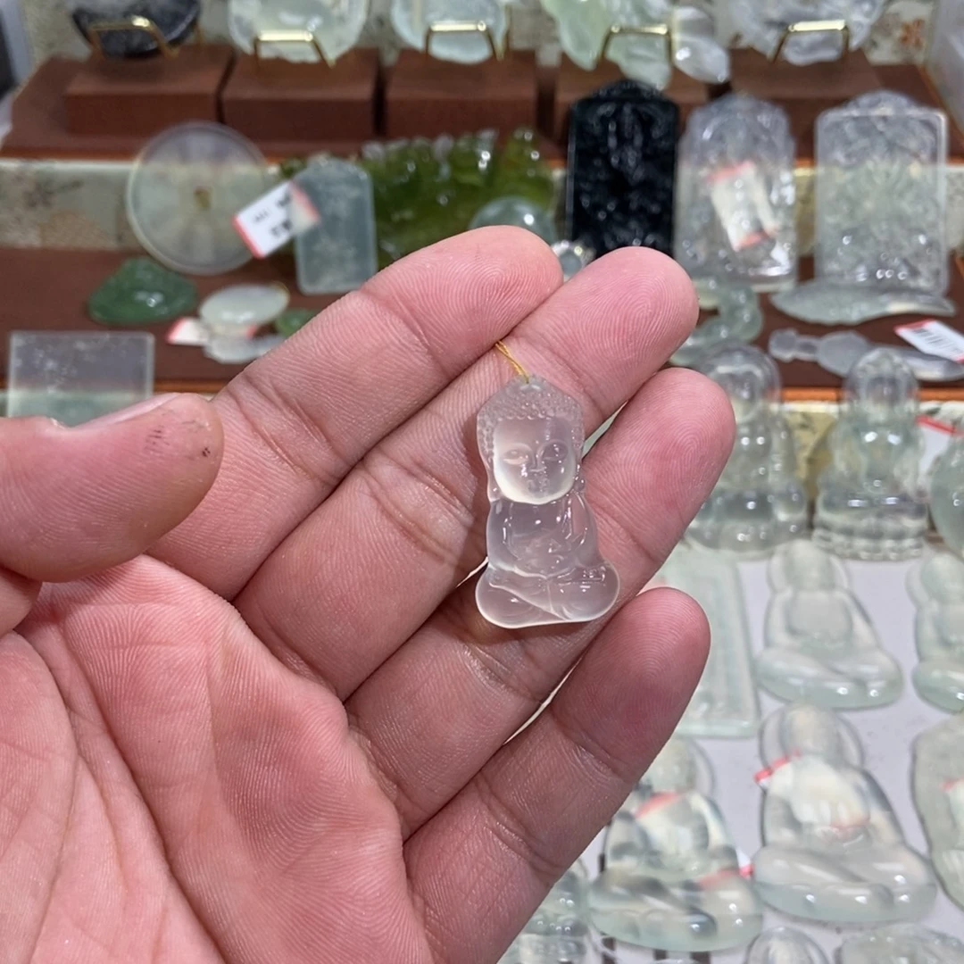 超***哥蛇纹石玉未镶嵌颈饰