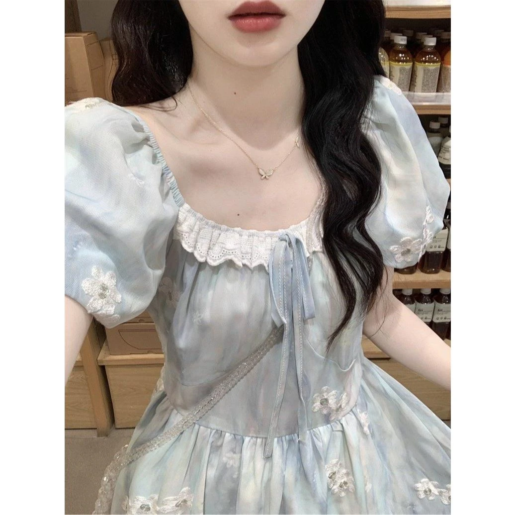 甜美小清新渐变色绣花连衣裙2025新款甜美初恋温柔风长裙