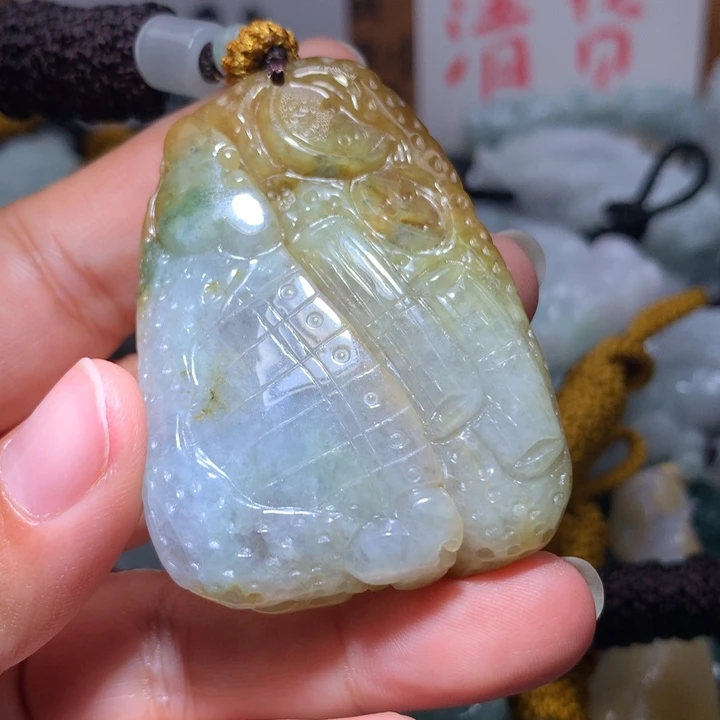 翡翠未镶嵌颈饰保真天然A货翡翠